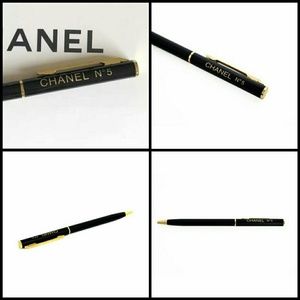 7 Chanel No 5 Pens